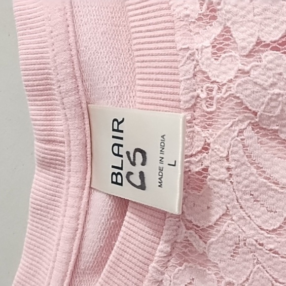 French Terry Lace Overlay Sweatshirt Open Bottom Side Slits - Picture 5 of 9